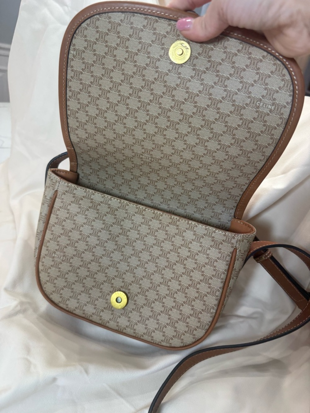 Celine Tan Brown Vintage Macadam PVC and leather shoulder bag - Picture 4 of 12